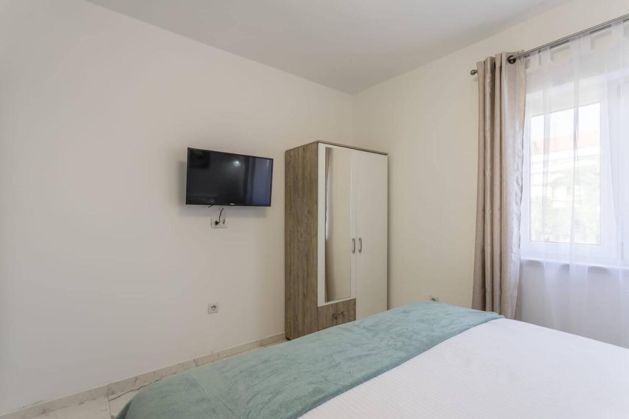 Royal Gold Apartment 沃迪切 外观 照片