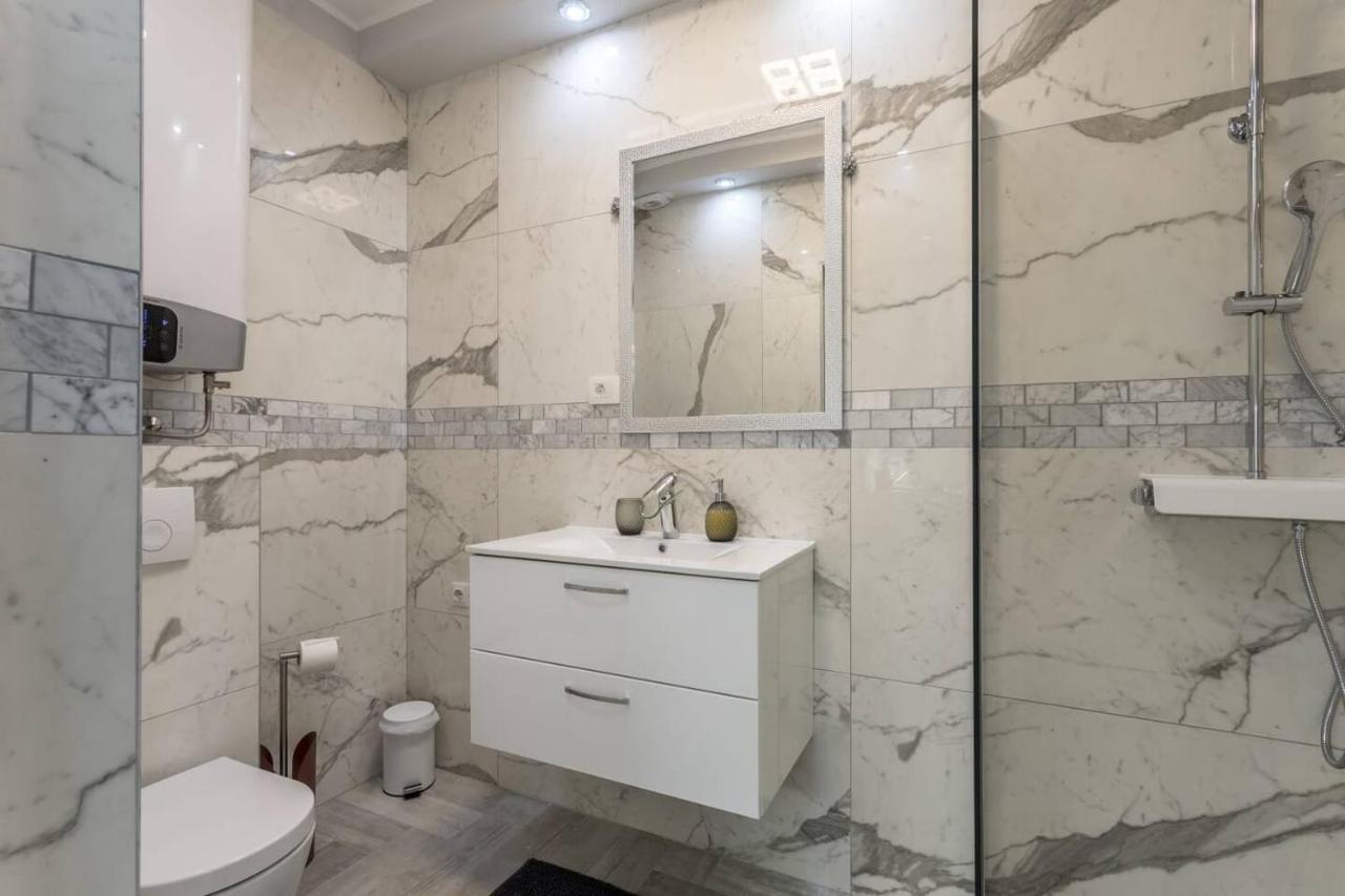 Royal Gold Apartment 沃迪切 外观 照片